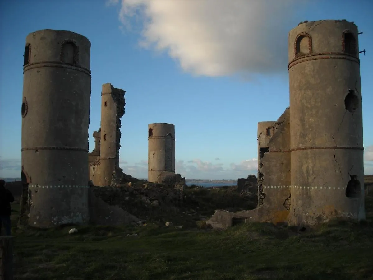Gite De Caractere Lopérec France